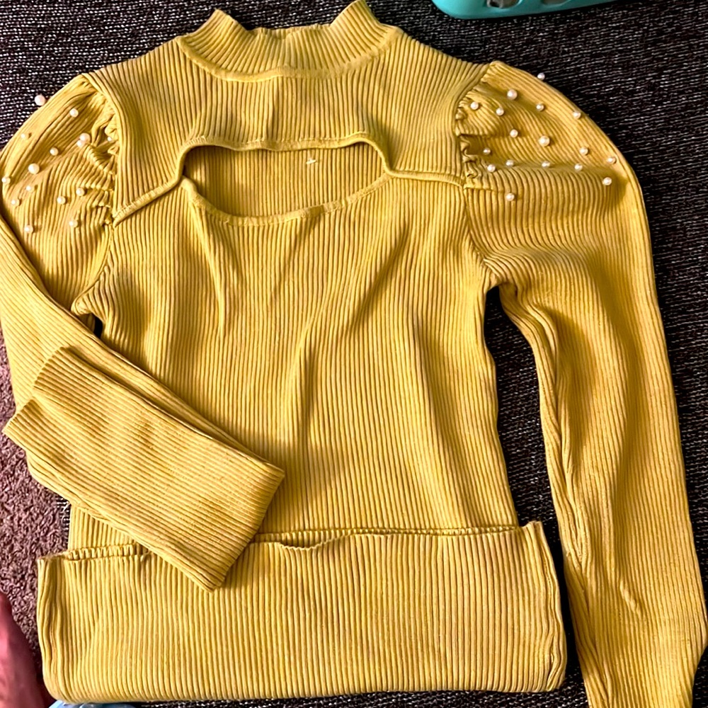 Worn once! Super elegant blouse